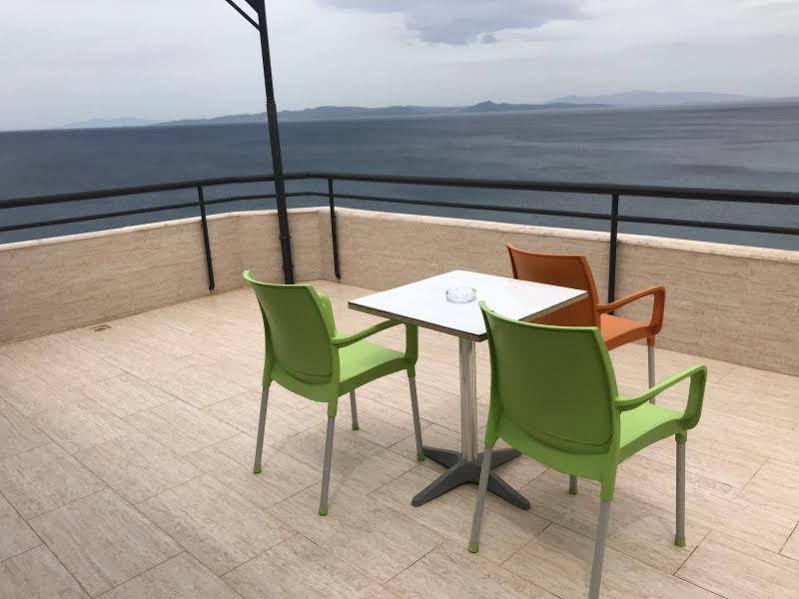 Tayfun Hotel Mordogan Exterior foto